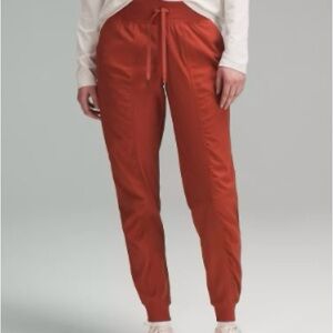 Lululemon Cayenne Dance Studio Joggers